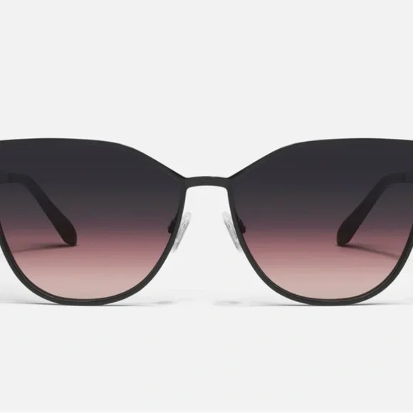 Quay Australia I Pursuit Black Frame with Pink Gradient Lenses Sunglasses - Picture 2 of 2